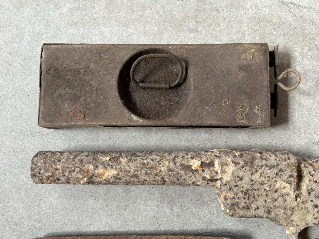 wo1 - lot Duitse relics met oa hebel seinpistool - onklaar, Ophalen of Verzenden, Landmacht, Duitsland, Hulzen of Bodemvondsten