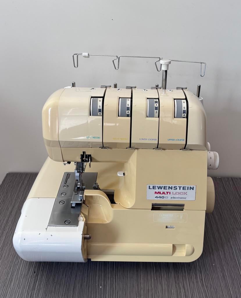 Lewenstein 440D lockmachine, Ophalen of Verzenden, Zo goed als nieuw, Lockmachine, Overige merken
