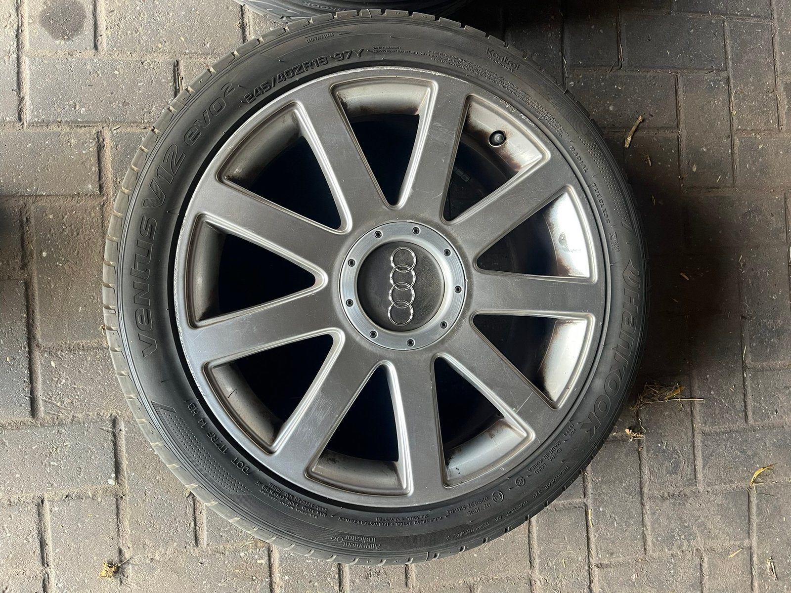 Audi a6 c6 orginele 18 inch s-line zomervelgen + banden, Ophalen, Gebruikt
