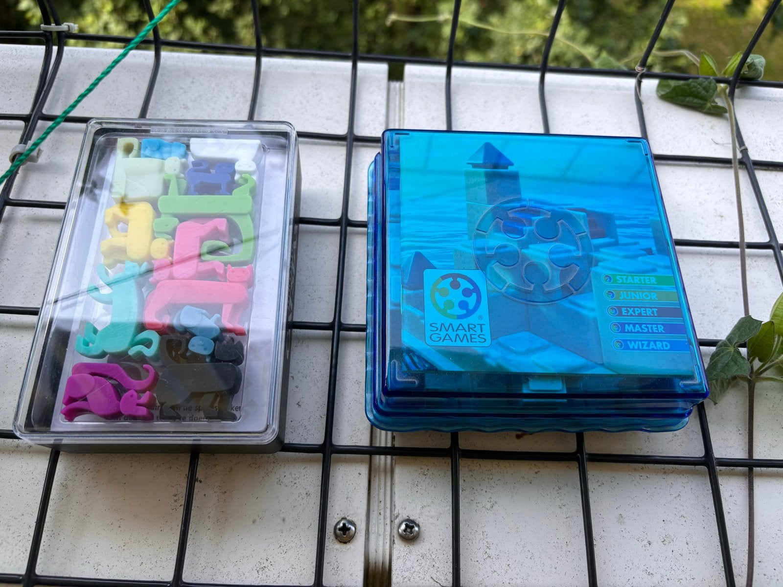 SmartGames IQ Puzzler Pro & SmartGames Cats & Boxes, Een of twee spelers, Ophalen of Verzenden, Zo goed als nieuw, Reisspel