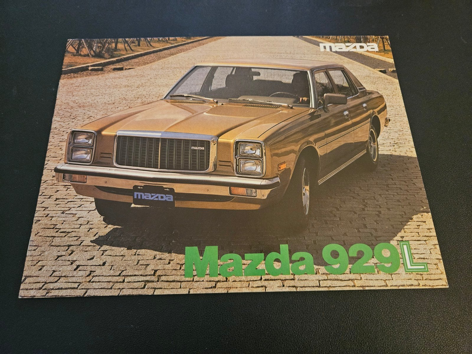 Brochure Mazda 929 L 1979, Boeken, Auto's | Folders en Tijdschriften, Ophalen of Verzenden, Zo goed als nieuw, Mazda