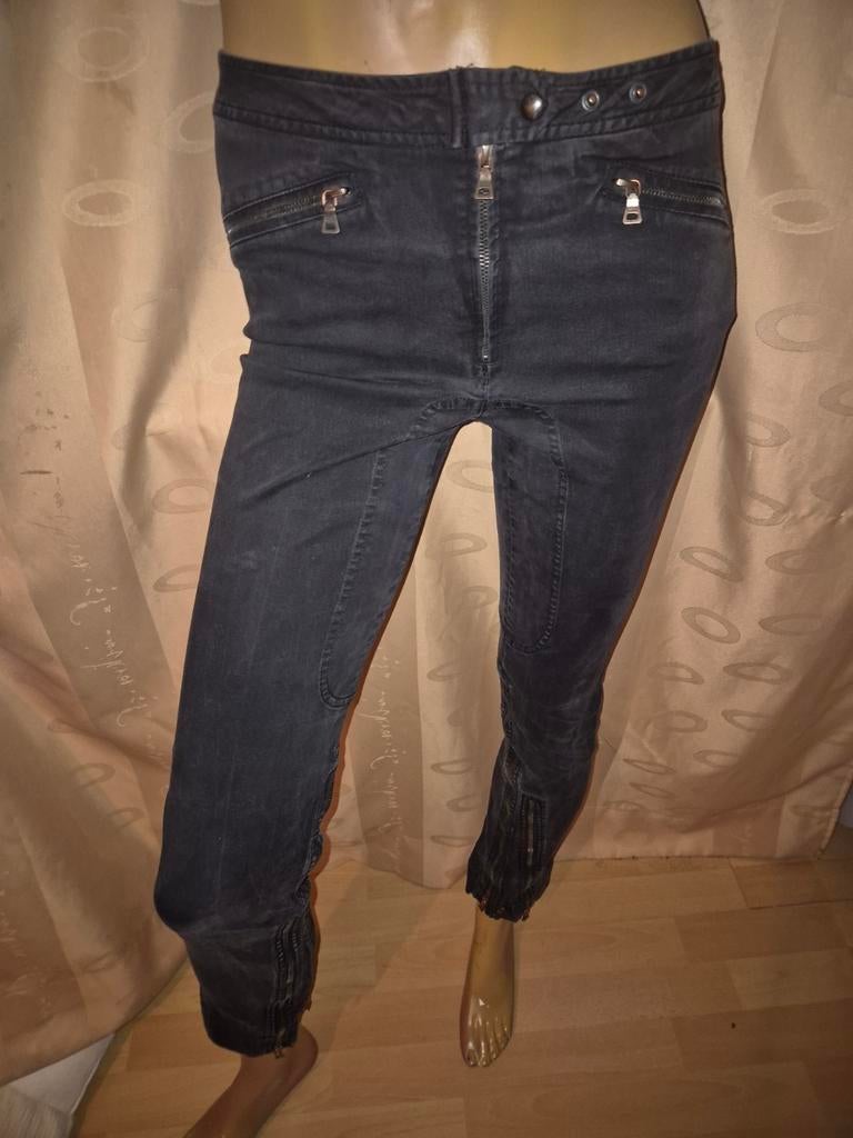 spijkerbroek met ritsen van prada maat 38, Prada, Ophalen of Verzenden, Zo goed als nieuw, W30 - W32 (confectie 38/40)
