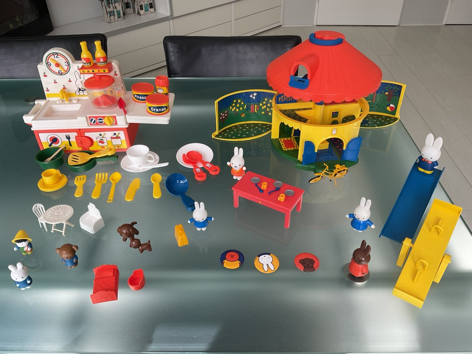 Nijntje huis en vintage keuken, Verzamelen, Ophalen of Verzenden, Zo goed als nieuw