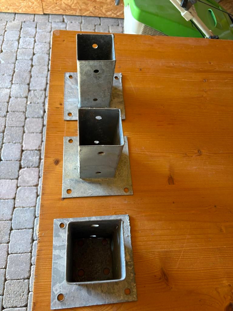 3x Gegalvaniseerde Paalhouders -nieuw, Ophalen of Verzenden, Nieuw, Minder dan 180 cm, Overige typen