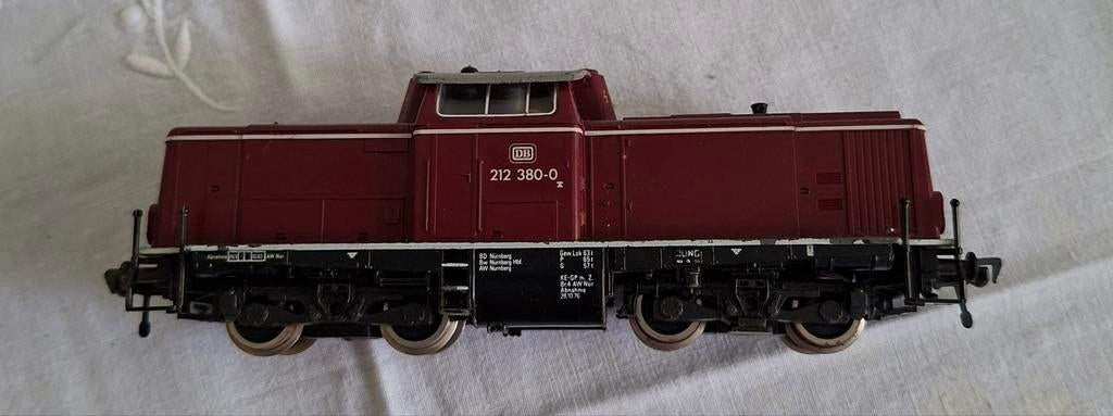 Fleischmann 4230 Diesellocomotief BR 212 DB, Hobby en Vrije tijd, Gebruikt, Fleischmann, Ophalen of Verzenden, Gelijkstroom