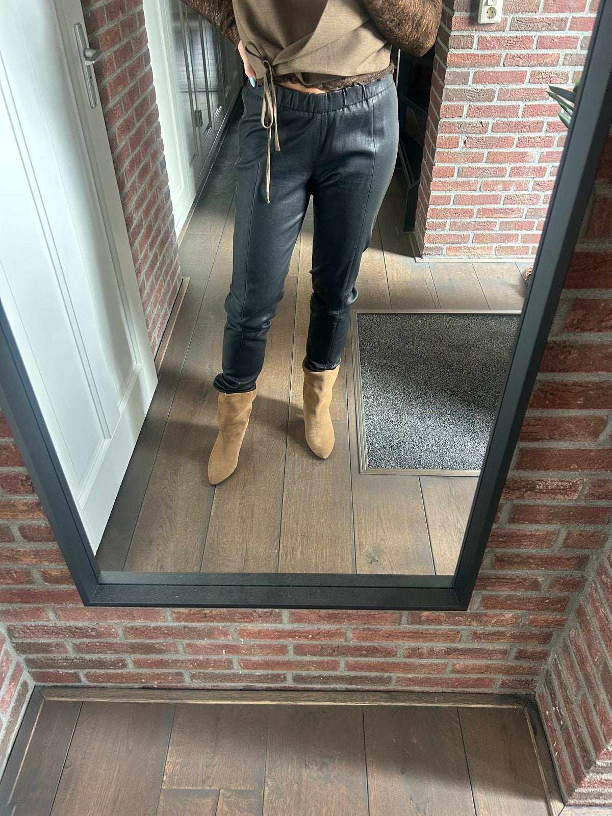 Cigno Nero Zwarte Leren Broek Maat 42, Kleding | Dames, Zwart, Maat 42/44 (L), Nieuw, Ophalen of Verzenden