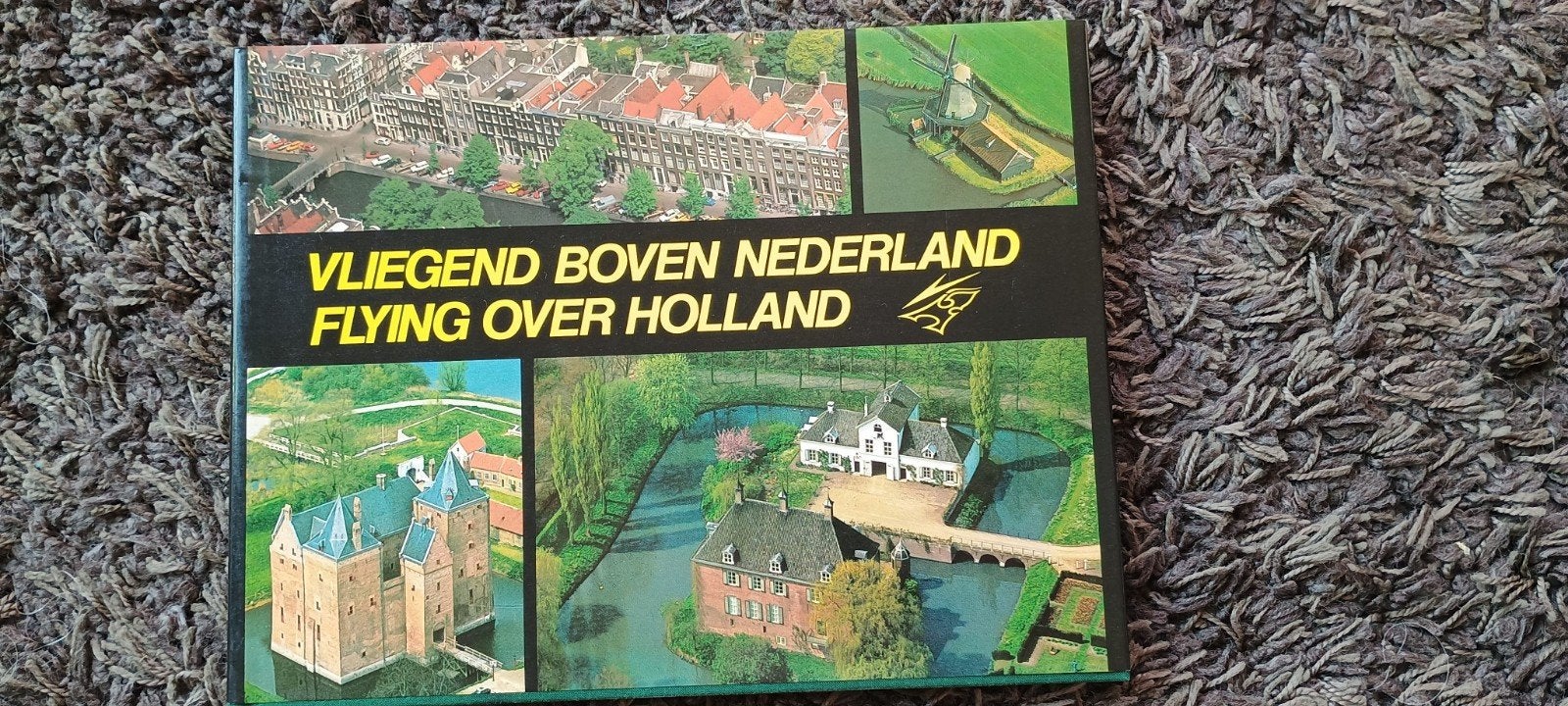 Vliegend boven Nederland. Flying over Holland. (1981), Ophalen of Verzenden