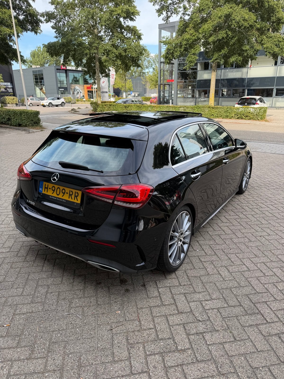 Mercedes-Benz A200 Zwart, Auto's, Mercedes-Benz, Zwart, 4 cilinders, 75 €/maand, Particulier