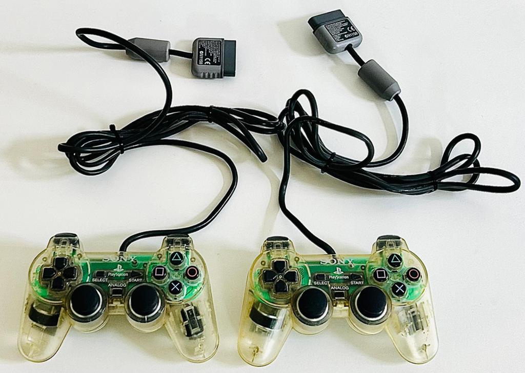 | 2 Stuks PlayStation One Transparant Controllers |, Ophalen of Verzenden, Zo goed als nieuw, Controller, PlayStation 1