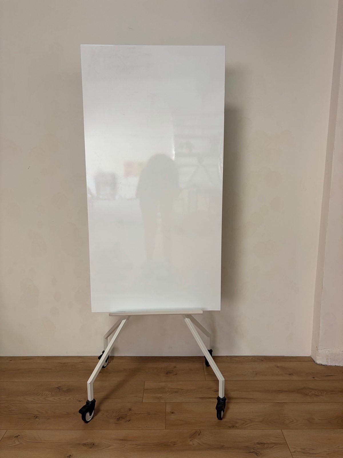 Ikea ELLOVEN Whiteboard op wielen, Diversen, Schoolborden, Ophalen, Gebruikt