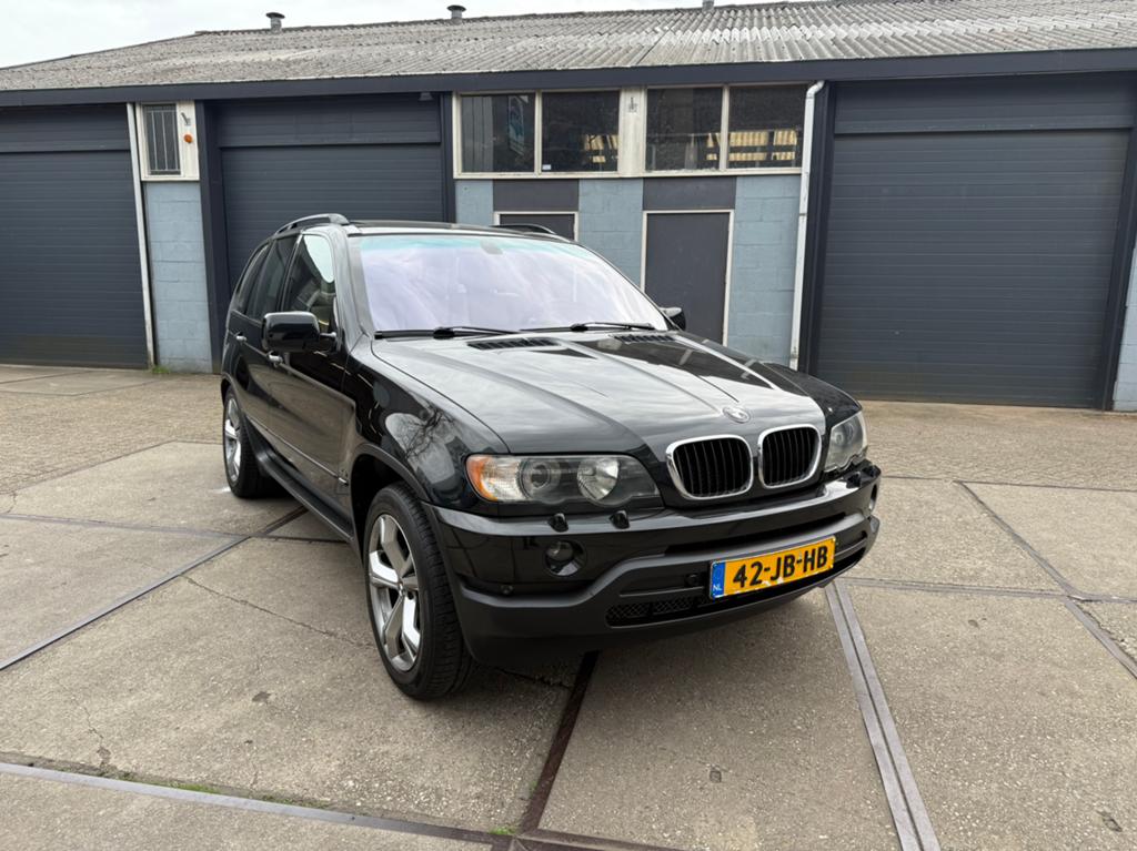 BMW X5 4.4 I AUT 2002 Zwart, Auto's, Automaat, 138 €/maand, Bedrijf, Vierwielaandrijving