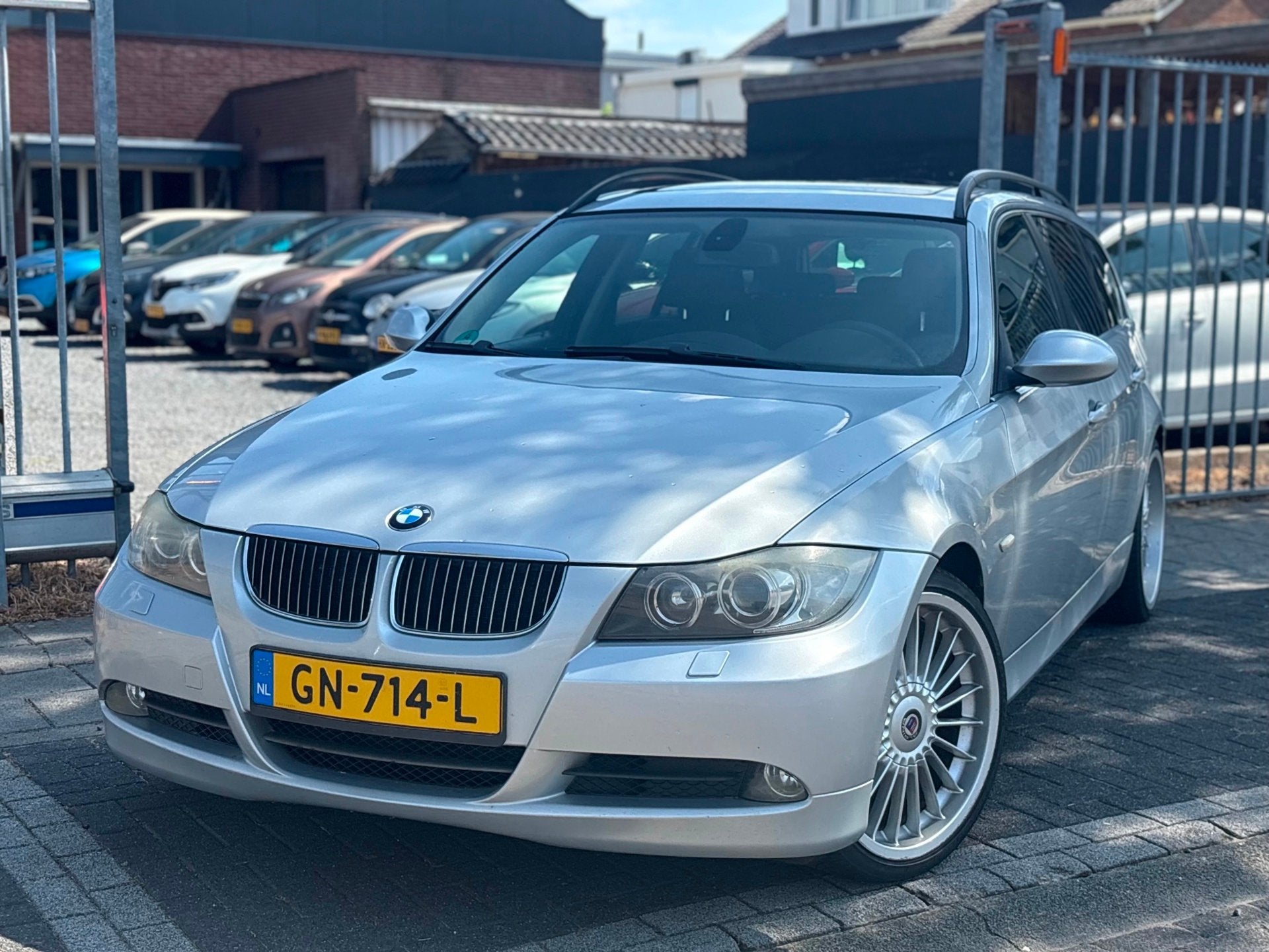 BMW 3-serie Touring 325i Executive | BUDGETINRUILER |, Auto's, BMW, Achterwielaandrijving, Gebruikt, 2497 cc, 1600 kg
