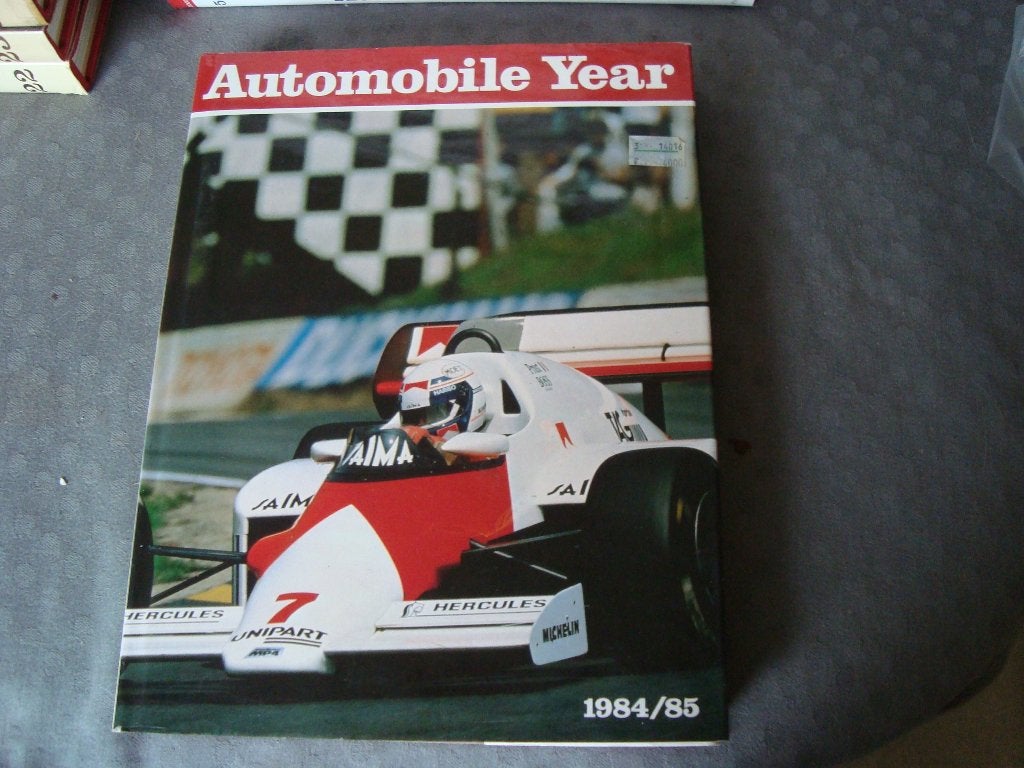 Automobile year boek 1984-1985, Ophalen of Verzenden, Nieuw, Overige merken
