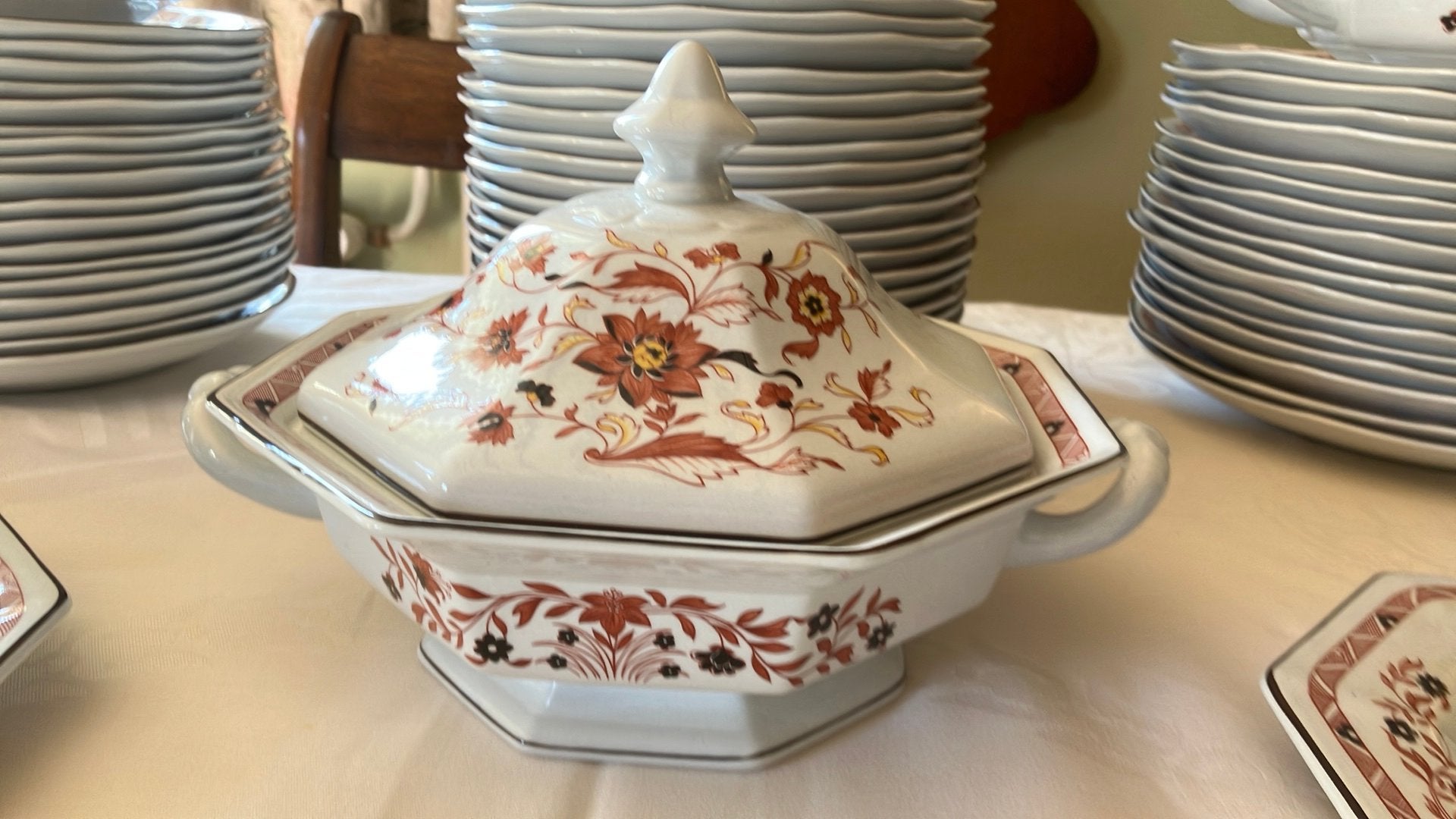 Uitgebreid Wedgwood Kashmar Servies - Prachtig Decor, Ophalen, Klassiek, Zo goed als nieuw, Wedgwood