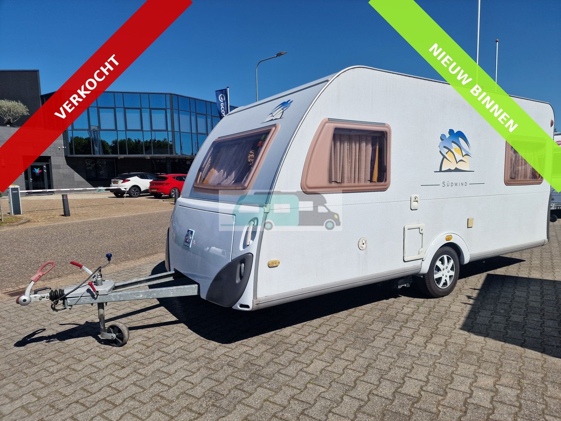 Knaus sudwind 450 TU 2004 Mover, voortent (bj 2004), Caravans en Kamperen, Schokbreker, Bedrijf, 6 tot 7 meter, Knaus