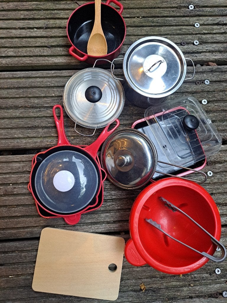 Keuken speelgoed pannenset, Kinderen en Baby's, Speelgoed | Speelkeukens, Ophalen, Gebruikt, Kunststof, Speelkeuken-accessoire