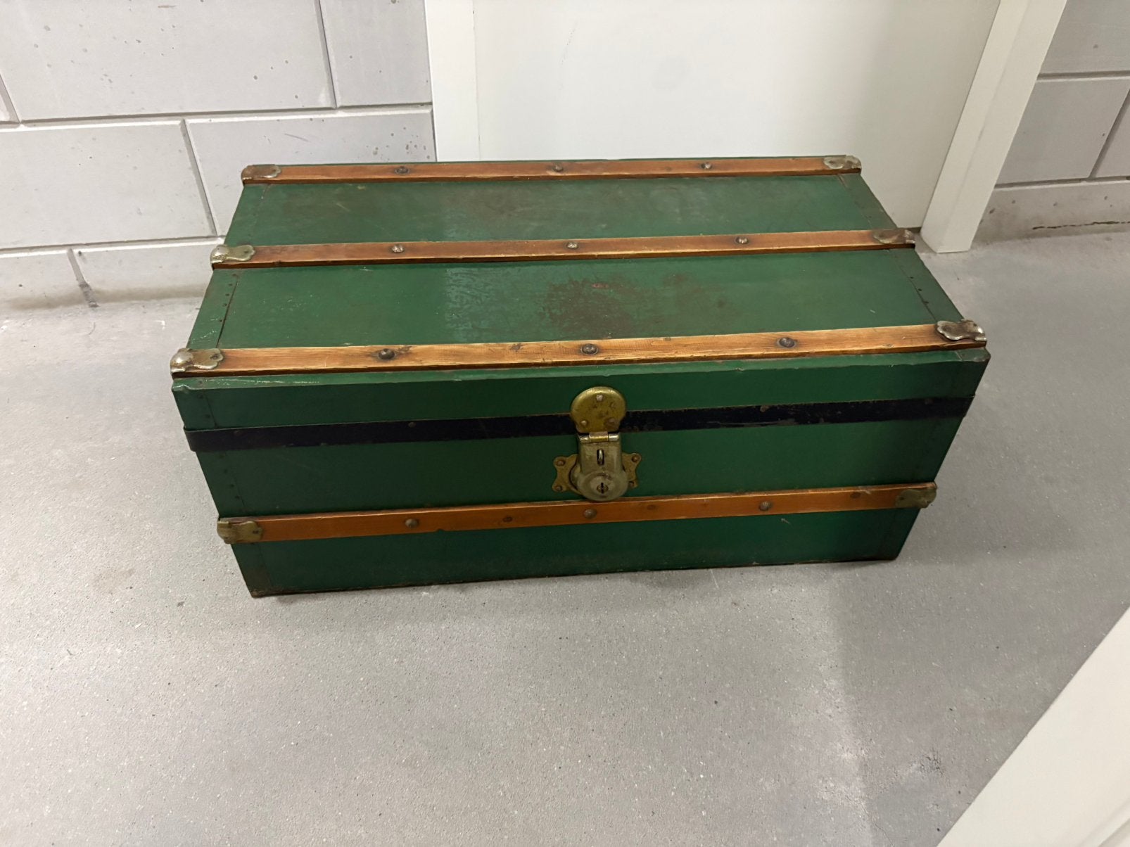 Vintage verhuiskist jaren 50, Ophalen, Zo goed als nieuw, Minder dan 50 cm