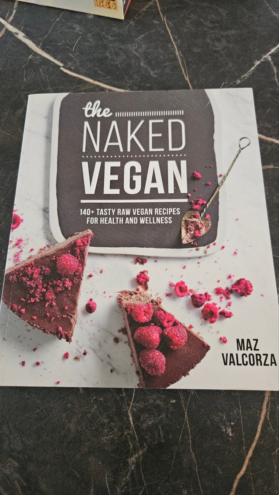 The Naked Vegan: Raw Vegan Kookboek (Engelstalig), Boeken, Kookboeken, Gezond koken, Zo goed als nieuw, Maz Valcorza, Overige gebieden