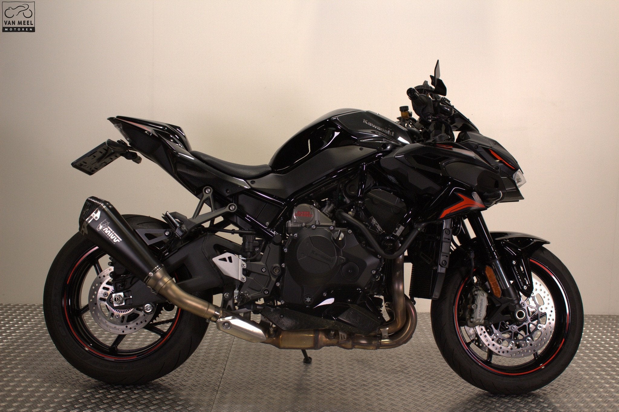 Kawasaki Z H2 (bj 2025), Meer dan 35 kW, Jacobus Spijkerdreef 1-3
2132 PZ  Hoofddorp, NL, Kawasaki Motors Europe N.V., Gebruikt