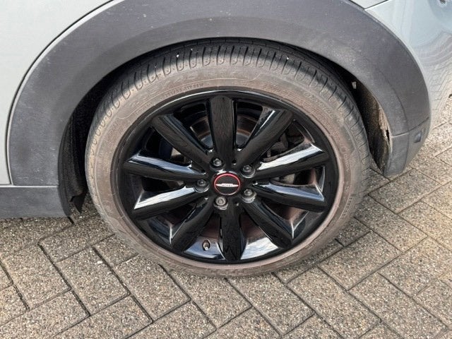 Mini 1.5 Cooper Chili Business *schuifdak *keyless *17 inch, Voorwielaandrijving, 136 pk, Gebruikt, 4 stoelen