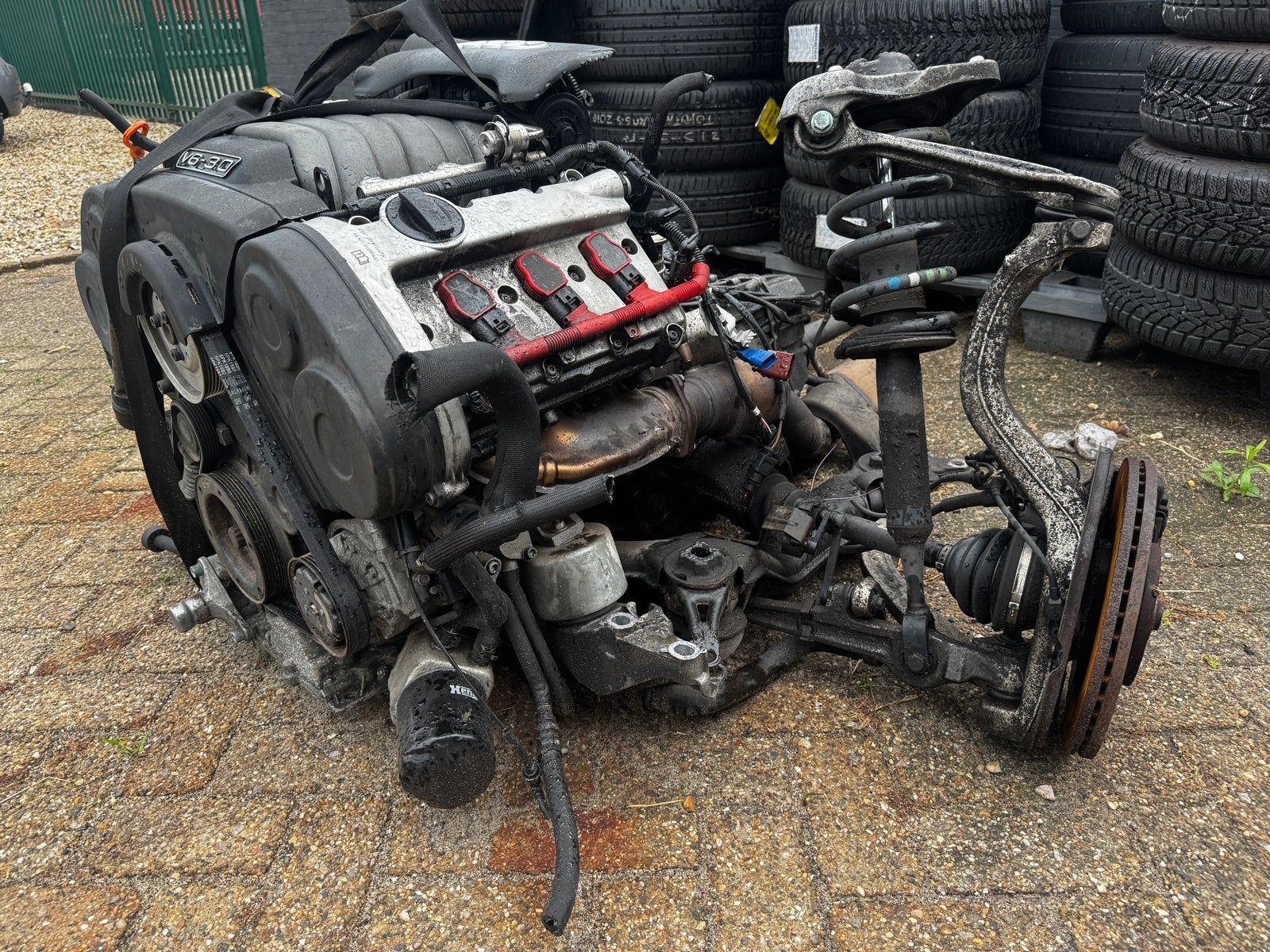 Motor (motorcode ASN) Audi A4 Cabrio 3.0 V6 met aanbouwdelen, Ophalen, Gebruikt, Audi, Productveiligheid EU verantwoordelijke: Audi AG Auto-Union-Straße 1 85057  Ingolstadt, DE 0800-28347378423