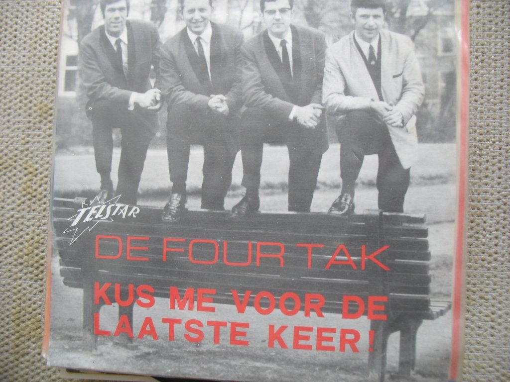 NL- topper; De Four Tak - Kus me voor de laatste keer, Ophalen of Verzenden, Gebruikt, 7 inch, Nederlandstalig