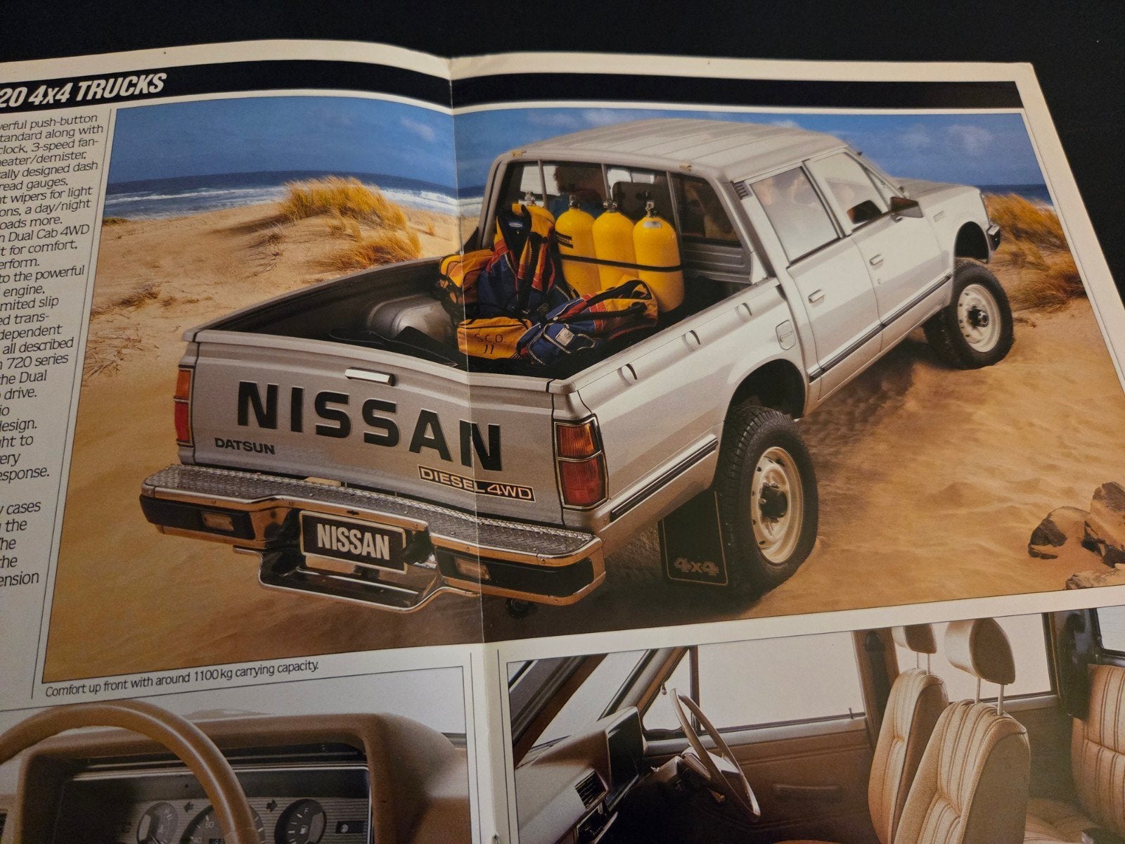 Brochure Nissan 720 4x4 Trucks 1985 Australië, Ophalen of Verzenden, Zo goed als nieuw, Nissan