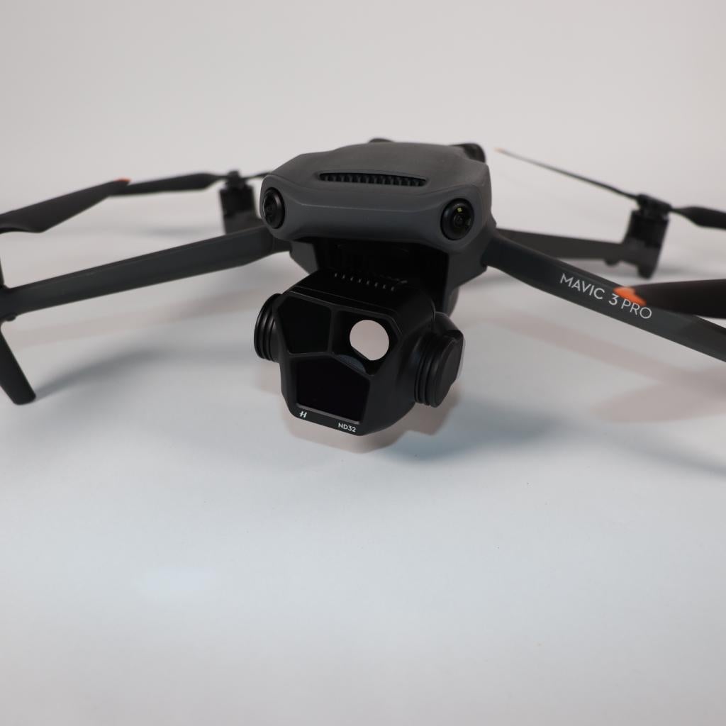 DJI Mavic 3 Pro Fly More Combo - A Grade, DJI, Gebruikt, Inform@dji.com, DJI Sky City
No. 55 Xianyuan Road
Nanshan District, Shenzhen
China