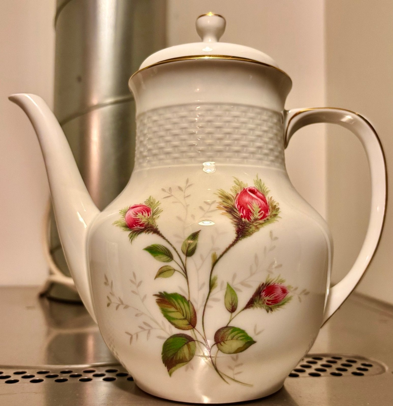 Hutschenreuther Hohenberg Tradition Theepot met Rozen, Antiek en Kunst, Ophalen