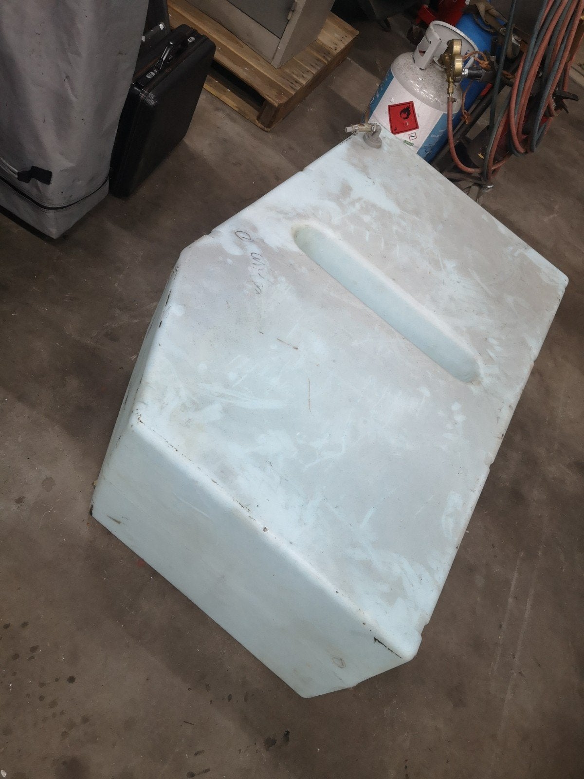Stevig gebouwde VETUS watertank - ruim 400  liter, Ophalen, Gebruikt, Motor en Techniek, Zeilboot of Motorboot