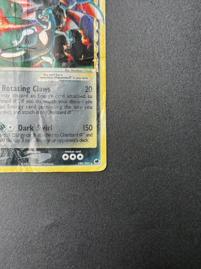 Charizard Gold Star 100, Hobby en Vrije tijd, Ophalen, Nieuw, Losse kaart