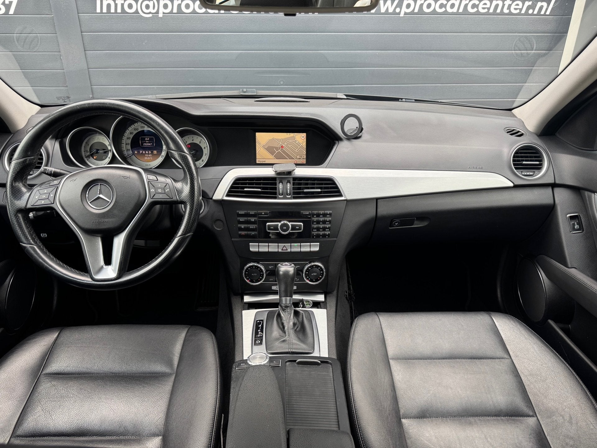 Mercedes-Benz C-klasse 200 Premium Edition AUT | CLIMATE | C, Auto's, Automaat, Euro 5, Zwart, 4 cilinders