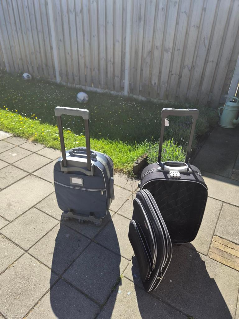 2 koffers koffer trolley trolleys, Ophalen of Verzenden