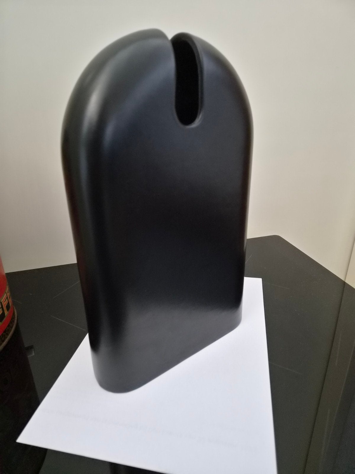 design vaas zwart. sicart Italië, Antiek en Kunst, Gemerkt, Object, Ophalen of Verzenden, Natuurlijk materiaal