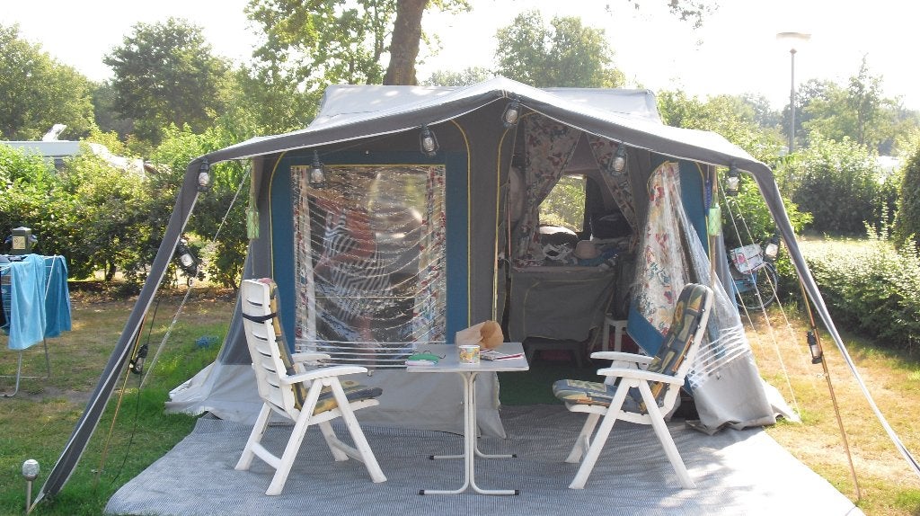 vouwwagen 4-persoons met matras en keuken met wieltjes, Ophalen, Meerkleurig, Tot en met 4, Trigano
