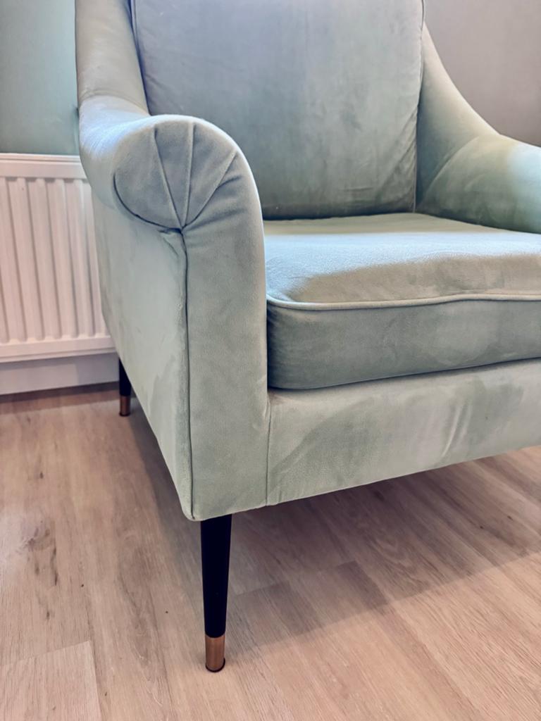 2x Fauteuil - Lichtgroen Velvet, Ophalen, Zo goed als nieuw, Stof, 75 tot 100 cm