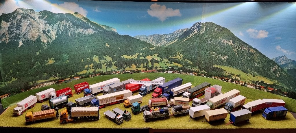 Wiking/Herpa enz ( 39) vrachtwagens HO 1/87, Hobby en Vrije tijd, Modelauto's | 1:87, Ophalen of Verzenden, Zo goed als nieuw
