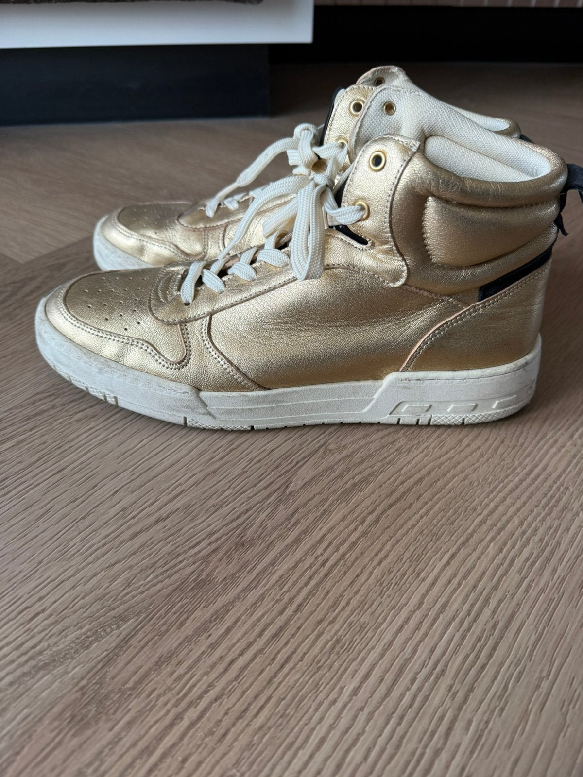 Sneakers maat 41, Overige kleuren, Ophalen of Verzenden, Sneakers of Gympen, Zo goed als nieuw