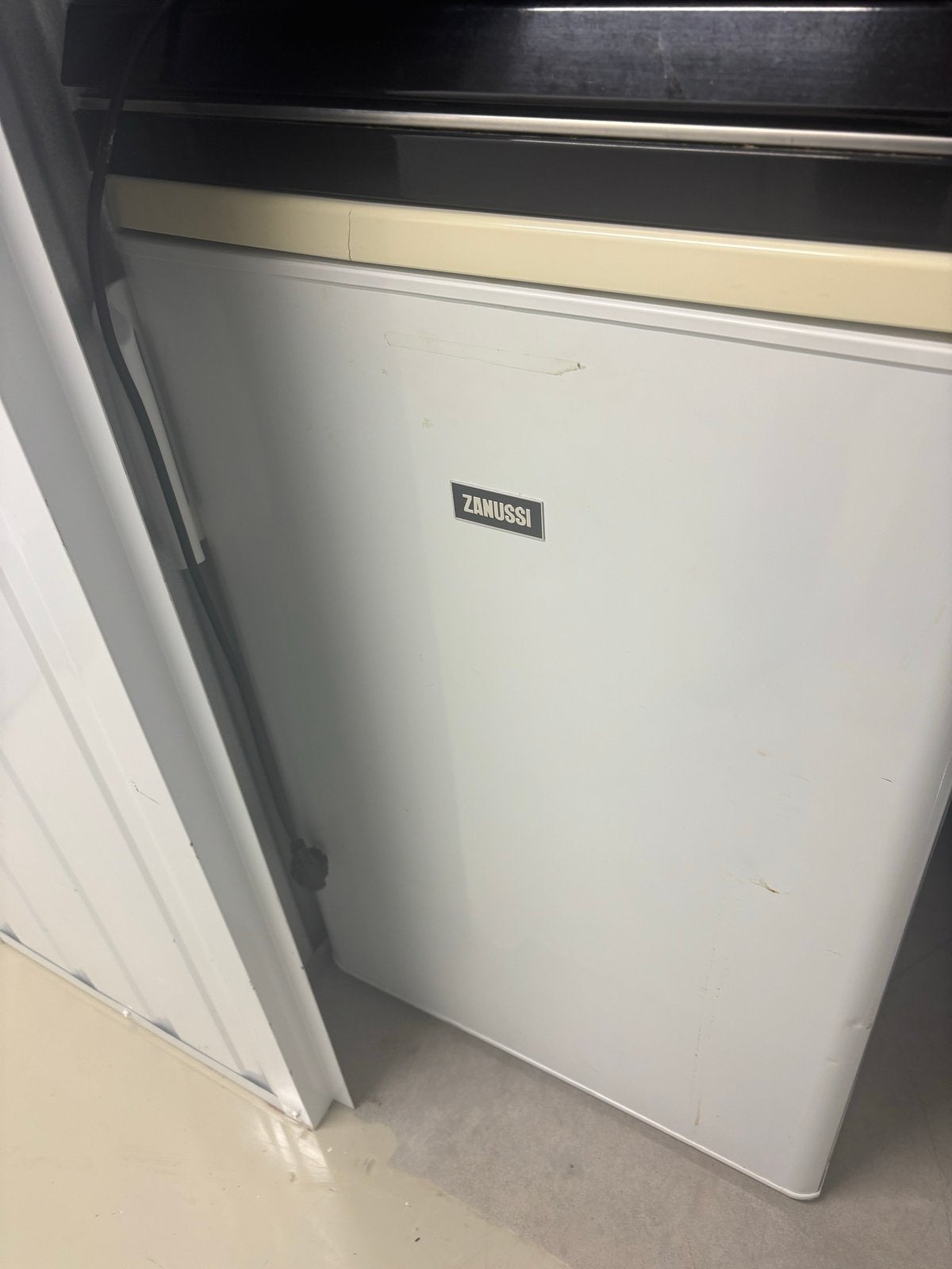 Zanussi Koelkast - Compact en Betrouwbaar, Ophalen of Verzenden, Minder dan 75 liter, Zonder vriesvak, Gebruikt
