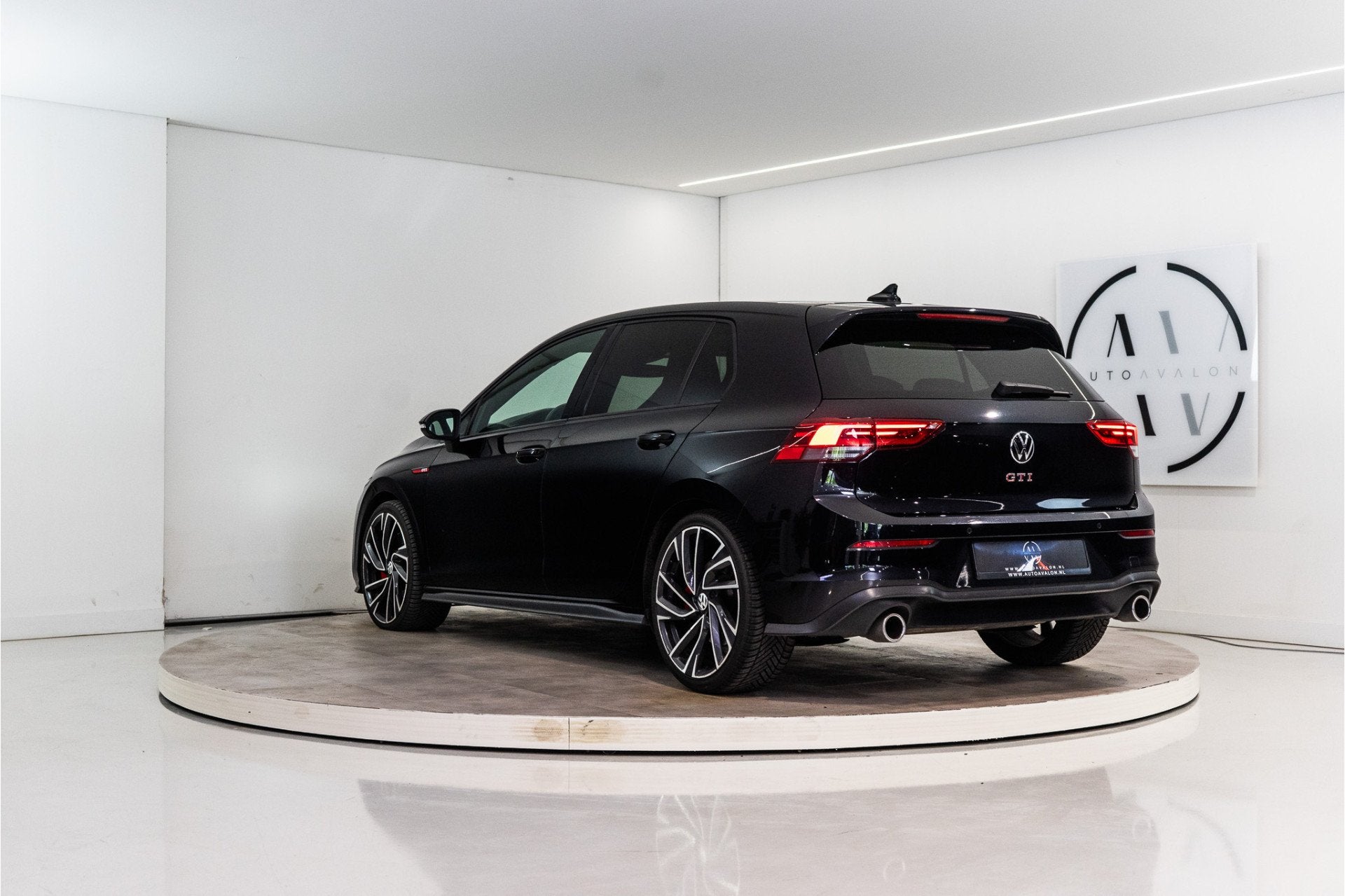 Volkswagen Golf 2.0 TSI GTI 245PK | LED | Stoelverw. | Sfeer, Auto's, Volkswagen, 12 maanden, 4 cilinders, Zwart, Bedrijf