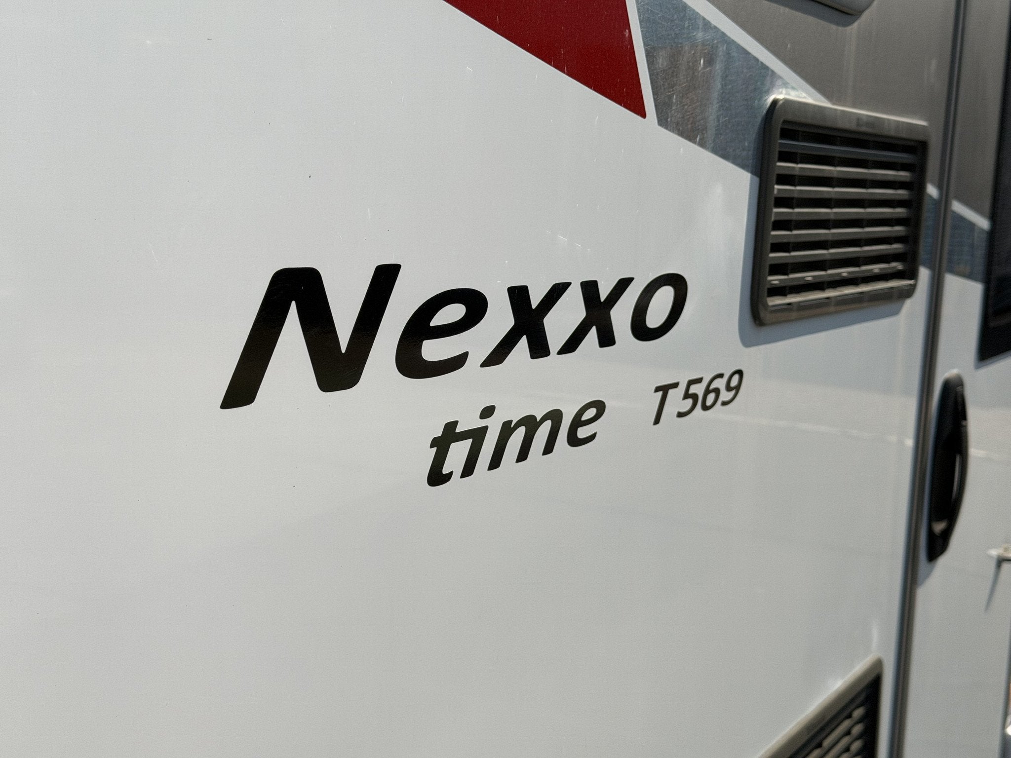 Bürstner Nexxo 569 / Gratis stalling (bj 2018), Ringverwarming, Tot en met 2, Bedrijf, Buitenlamp