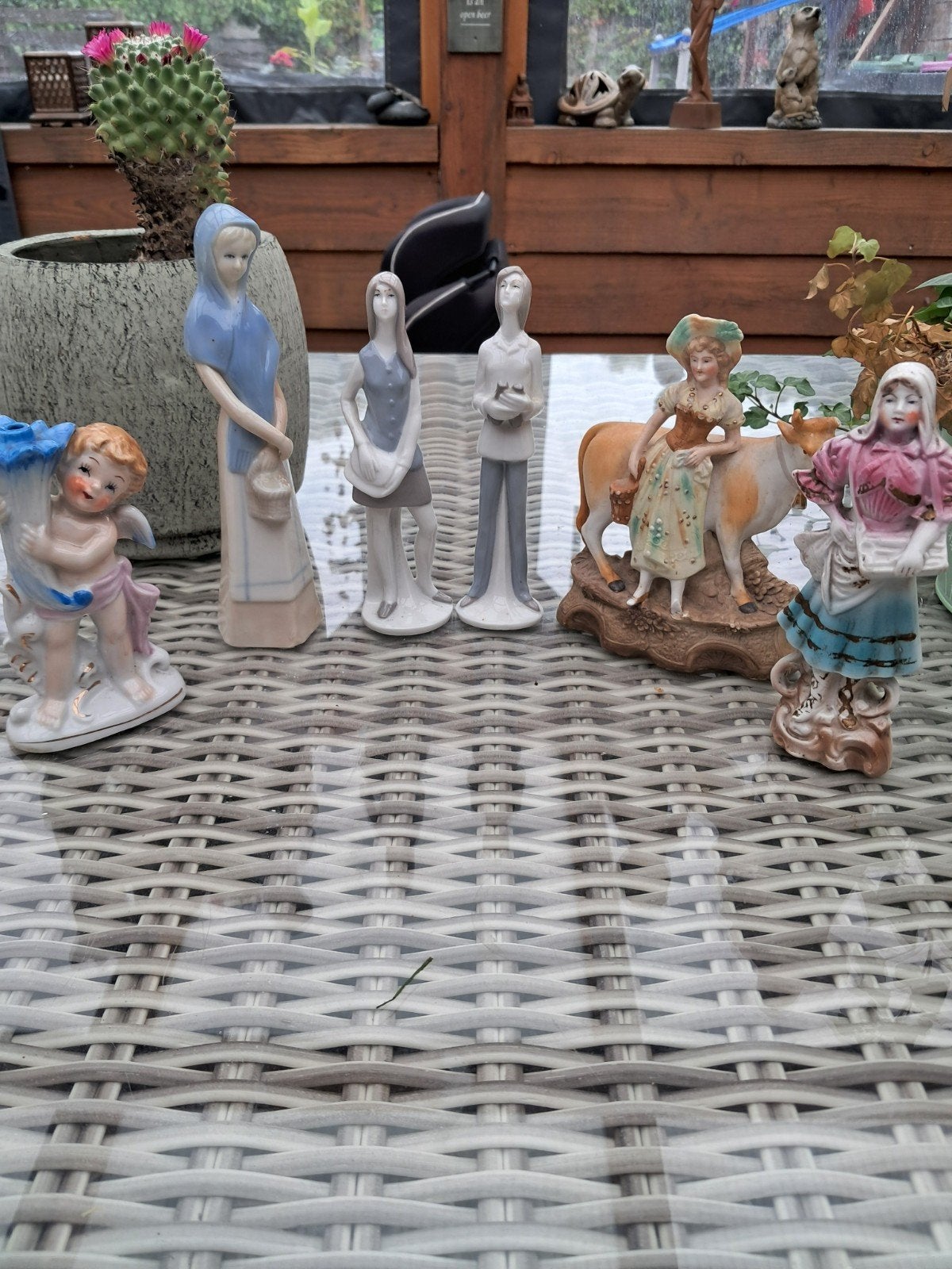 6 oude beeldjes, Ophalen of Verzenden, Gebruikt
