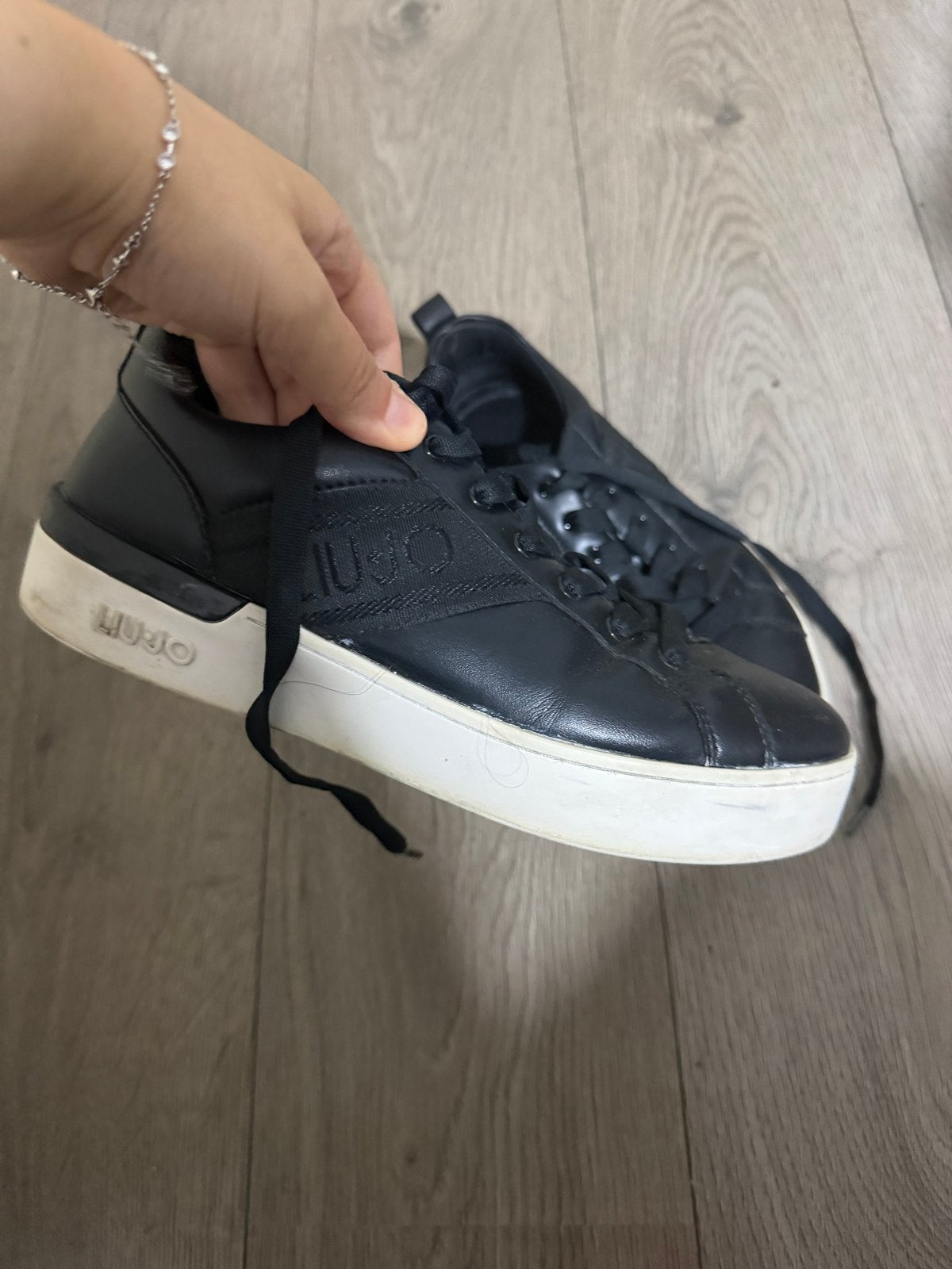 Liu Jo sneakers maat 38, Kleding | Dames, Ophalen of Verzenden, Gedragen, Zwart, Sneakers of Gympen