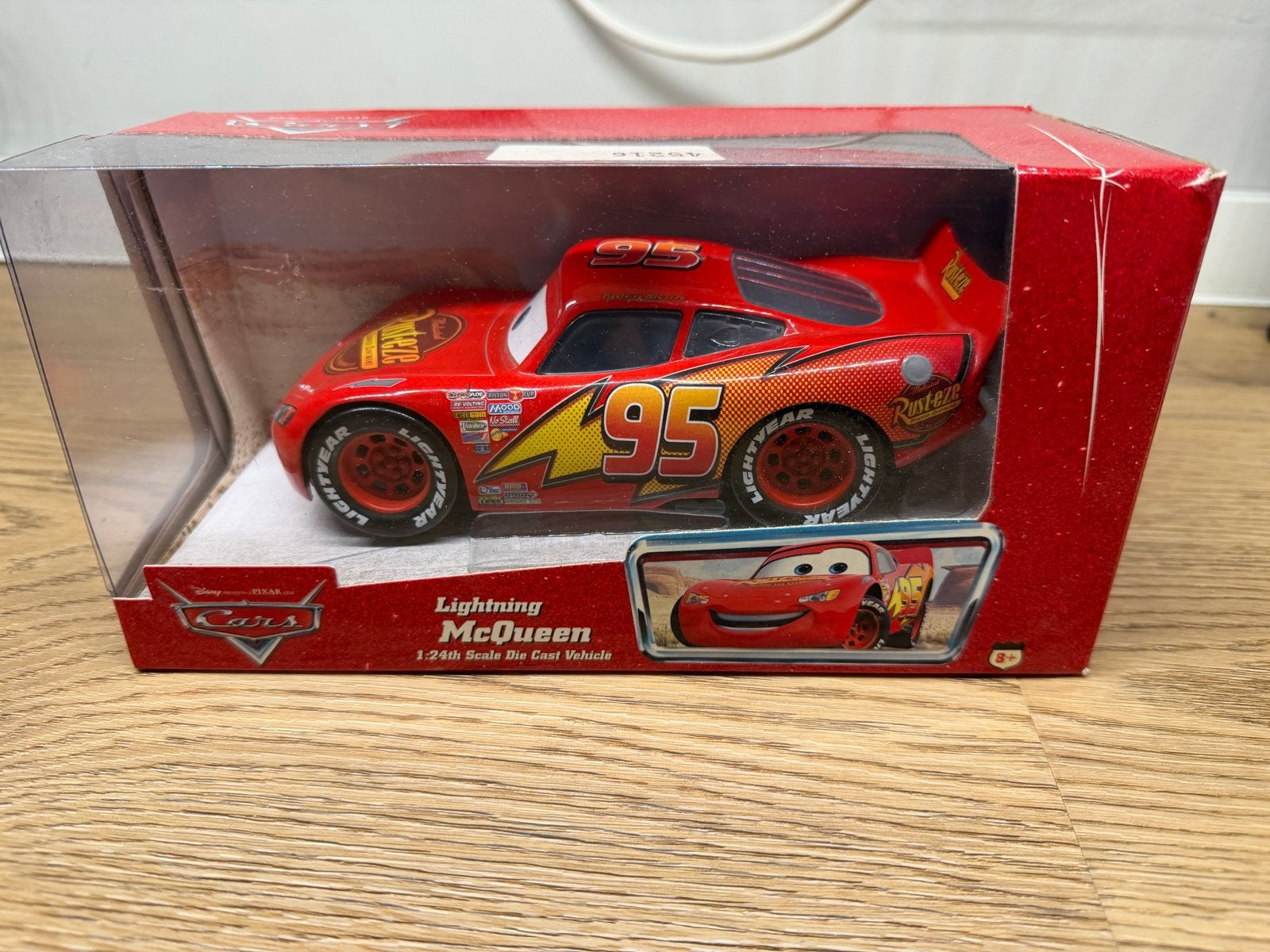 Disney Pixar Cars Lightning McQueen 1:24 Diecast Model, Ophalen, Nieuw, Auto, Overige merken