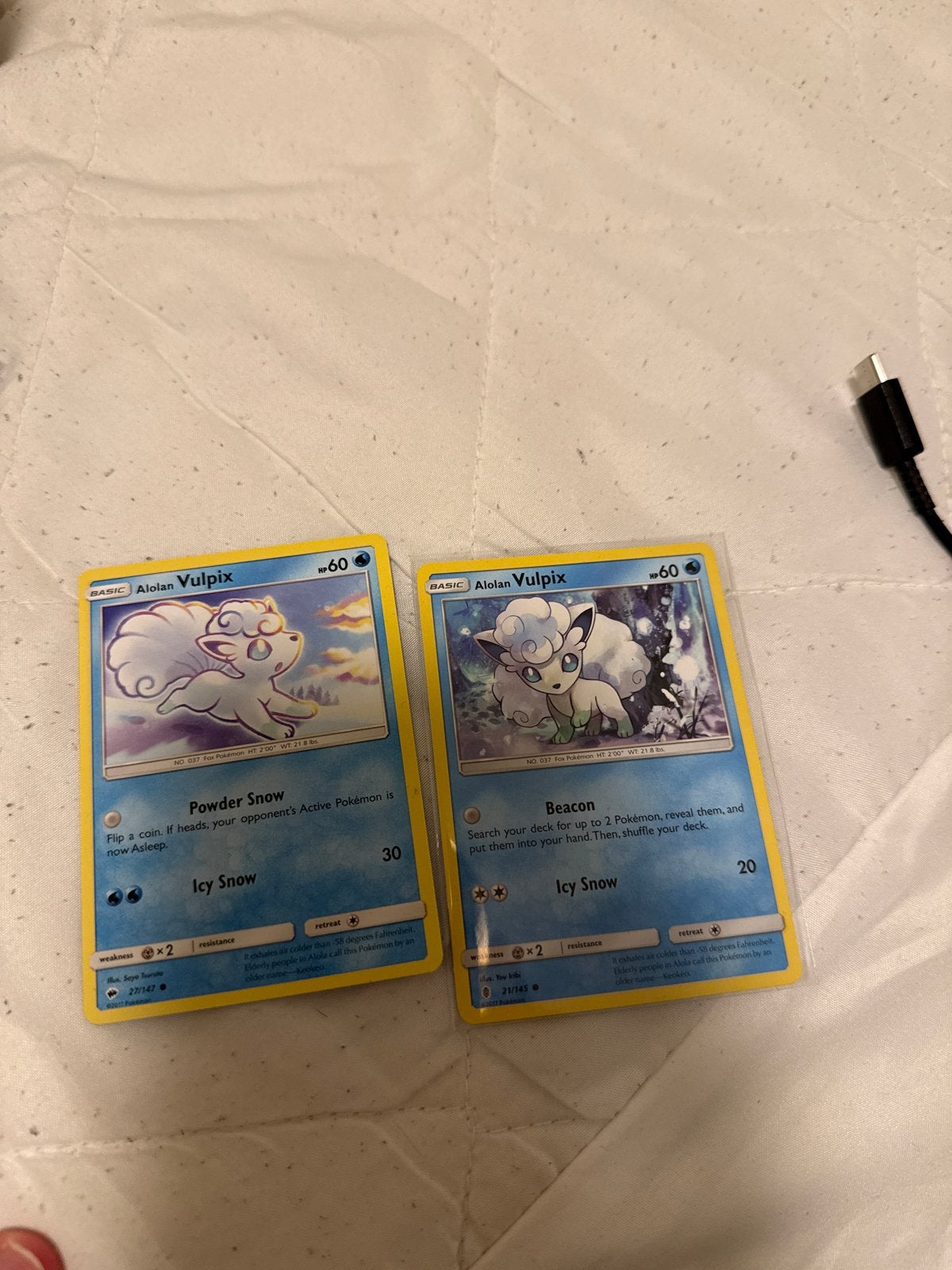 Pokémon Alolan Vulpix Kaarten (2 stuks), Ophalen of Verzenden, Zo goed als nieuw, Meerdere kaarten