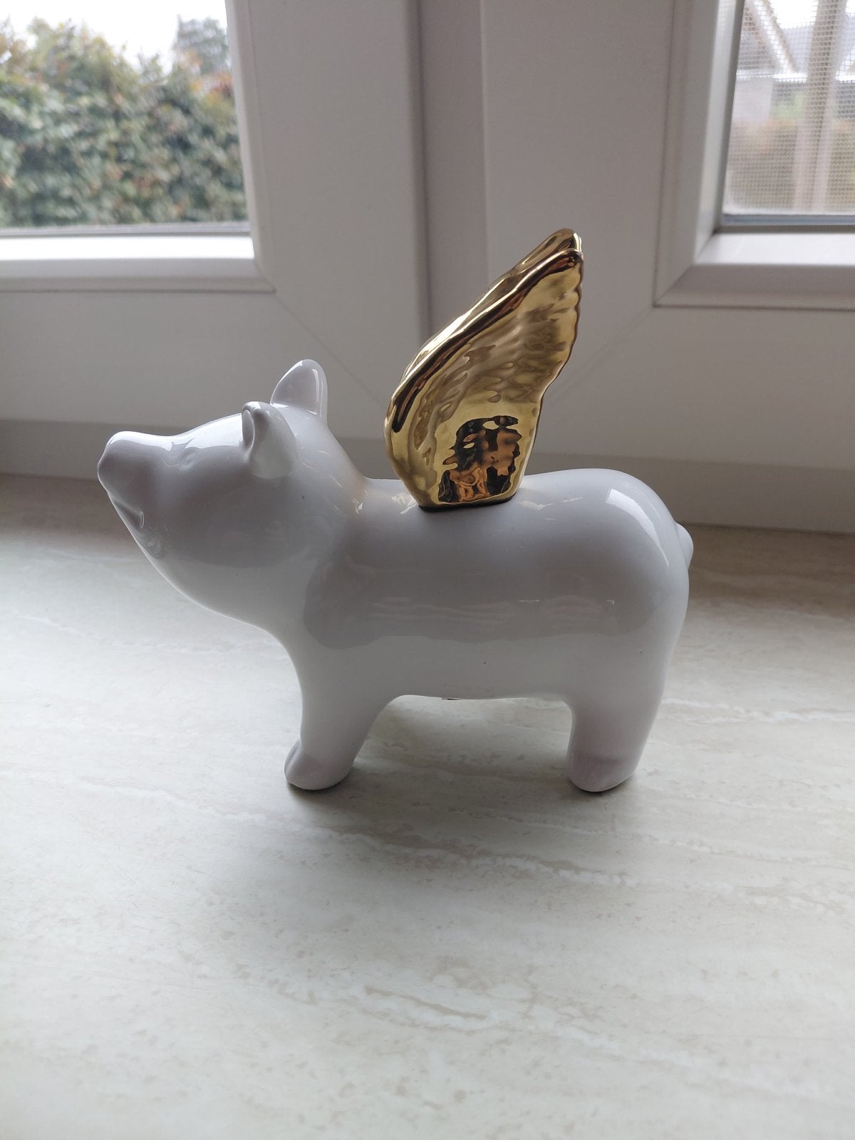 Beldje varken met gouden vleugels, Ophalen of Verzenden, Zo goed als nieuw, Modern, Wit