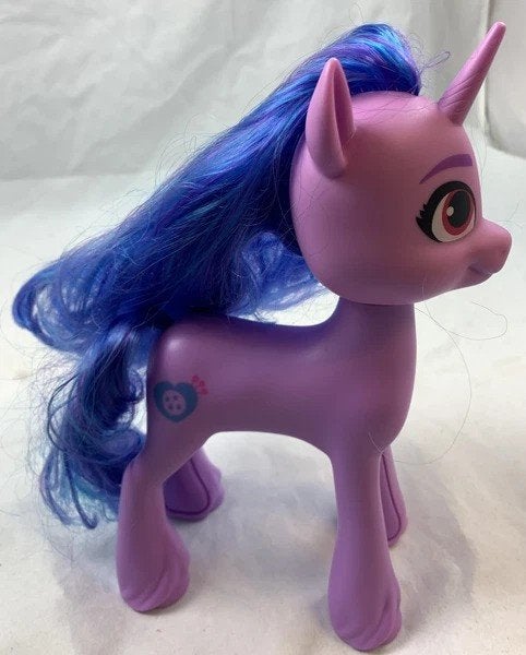 My Little Pony Izzy Moonbow G5 Hasbro Eenhoorn 20cm, Kinderen en Baby's, Speelgoed | My Little Pony, Coolsingel 104, 3011 AG Rotterdam, Netherlands