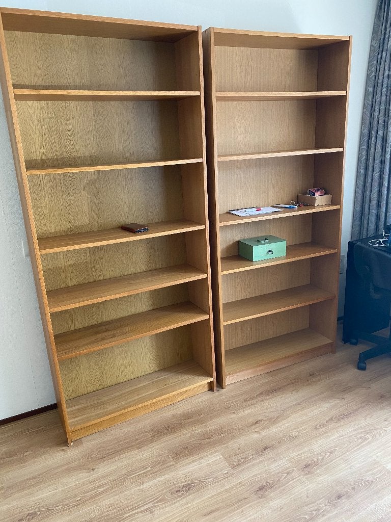 twee boekenkasten, Huis en Inrichting, Kasten | Boekenkasten, Ophalen, Met plank(en), 50 tot 100 cm, Zo goed als nieuw