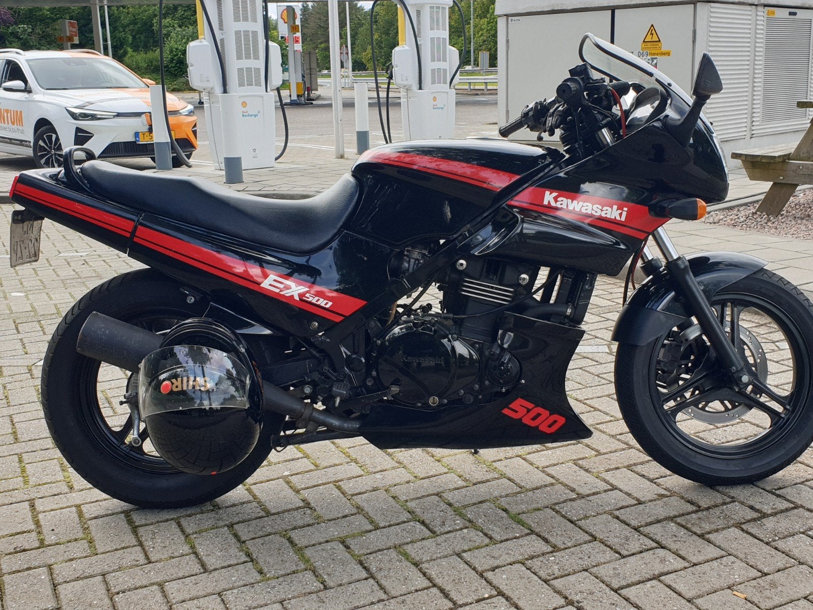 Kawasaki gpz 500 s lage km stand., Motoren, Motoren | Oldtimers, Sport, 2 cilinders, Ophalen of Verzenden