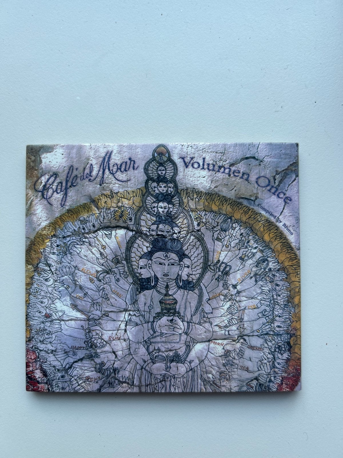 Café del Mar Volumen Once - Compilatie album, Gebruikt, Ambiënt of Lounge, Ophalen of Verzenden, Inclusief boekje